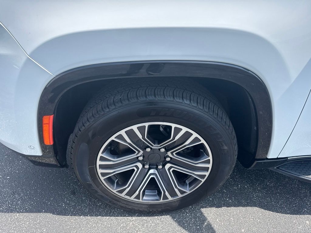 Used 2023 Jeep Wagoneer L Series II SUV