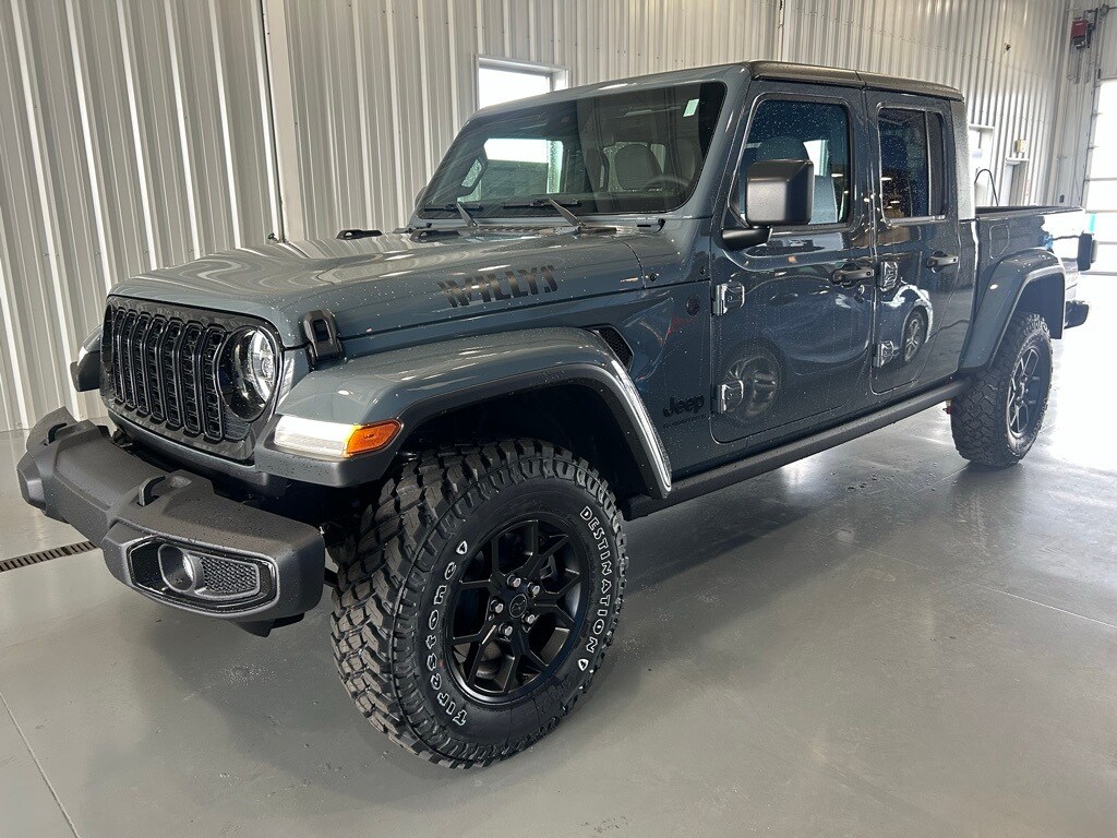 2025 Jeep Gladiator Willys photo 3