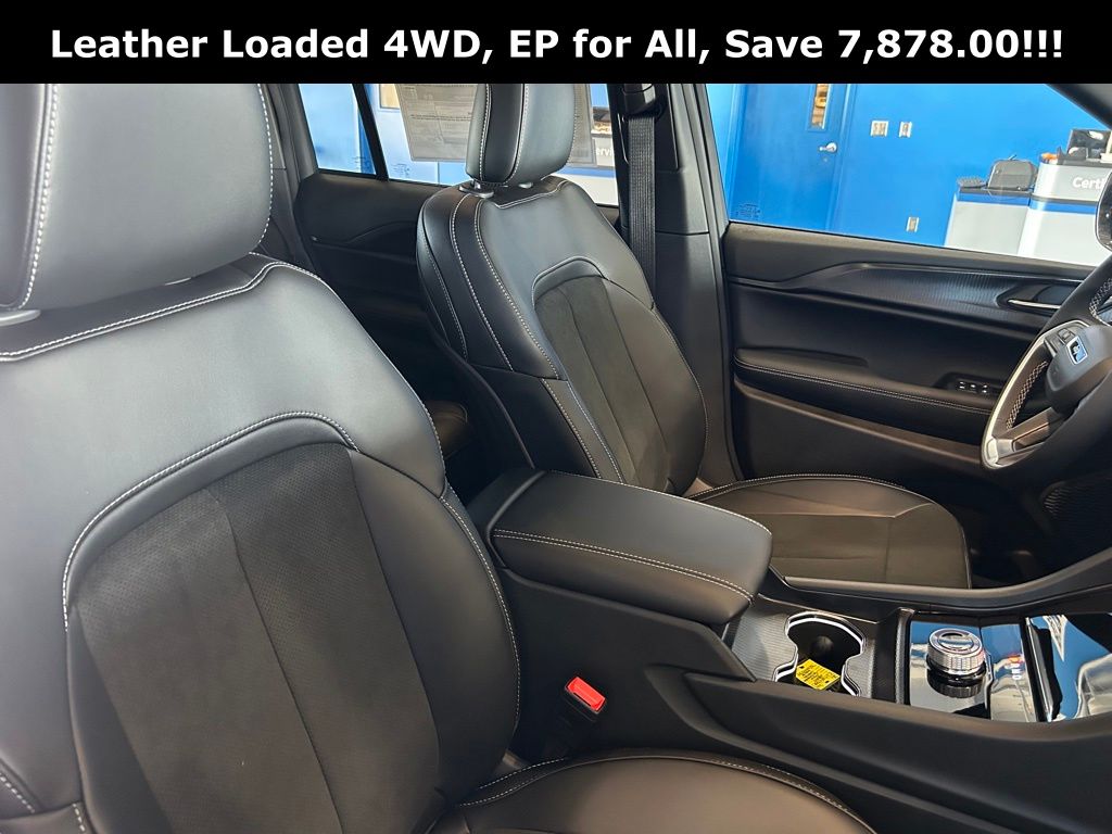 2025 Jeep Grand Cherokee Altitude - Photo 16