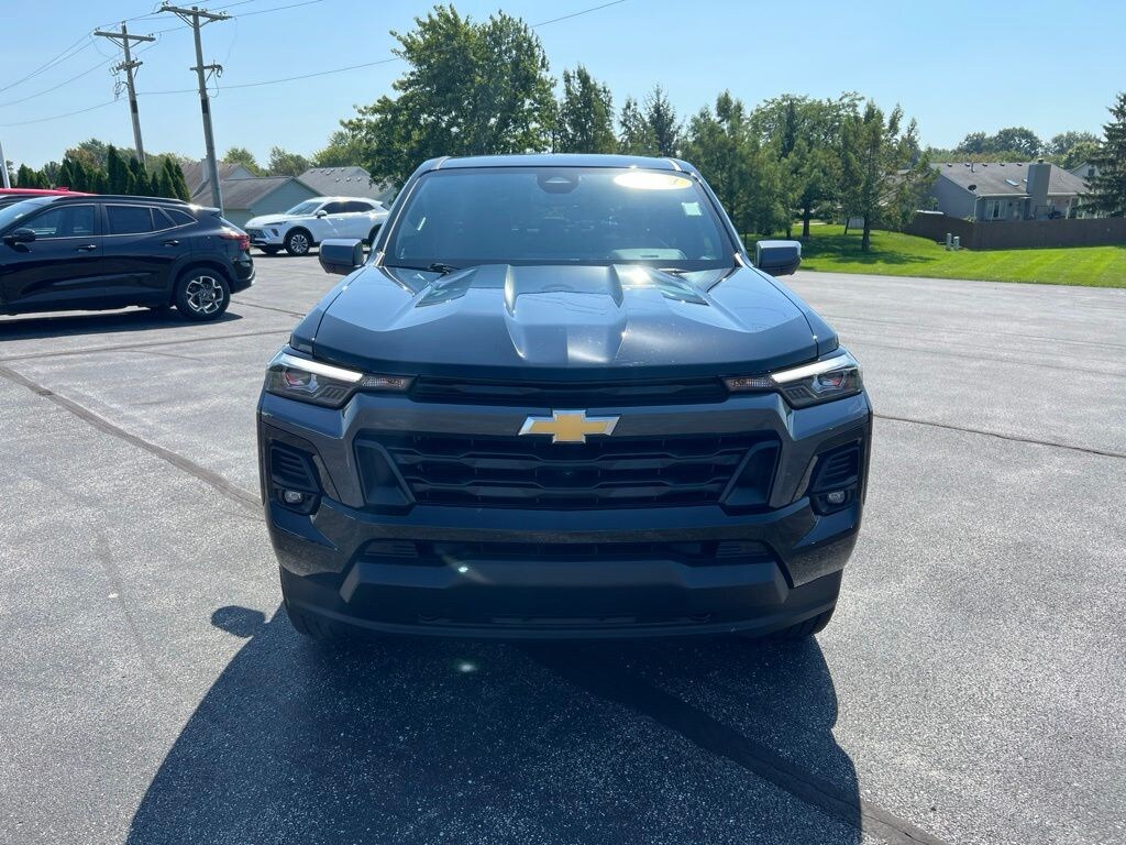 Used 2024 Chevrolet Colorado LT Truck Crew Cab