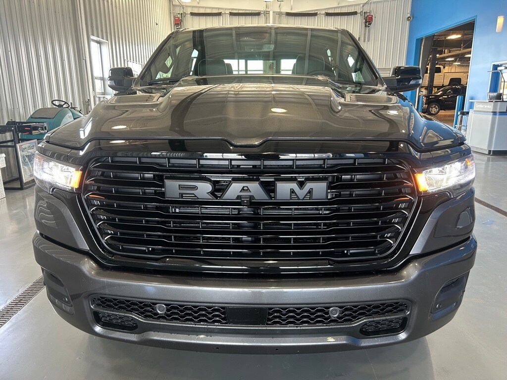 2025 Ram 1500 Laramie photo 2