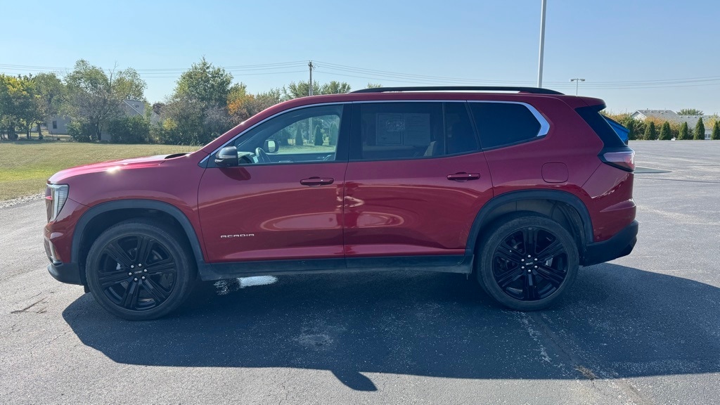 Used 2024 GMC Acadia Elevation SUV