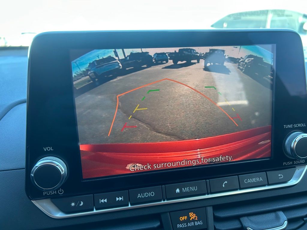 2020 Nissan Altima SR - Photo 23