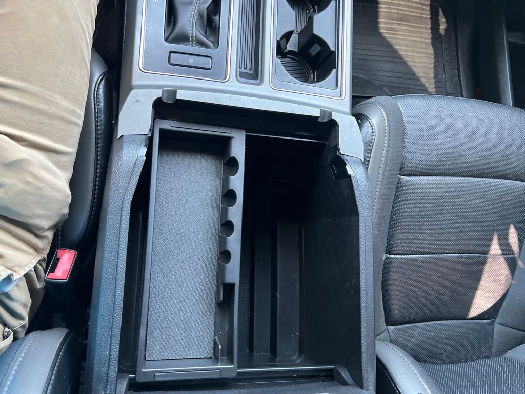 2019 Ford F-150 Raptor - Photo 21