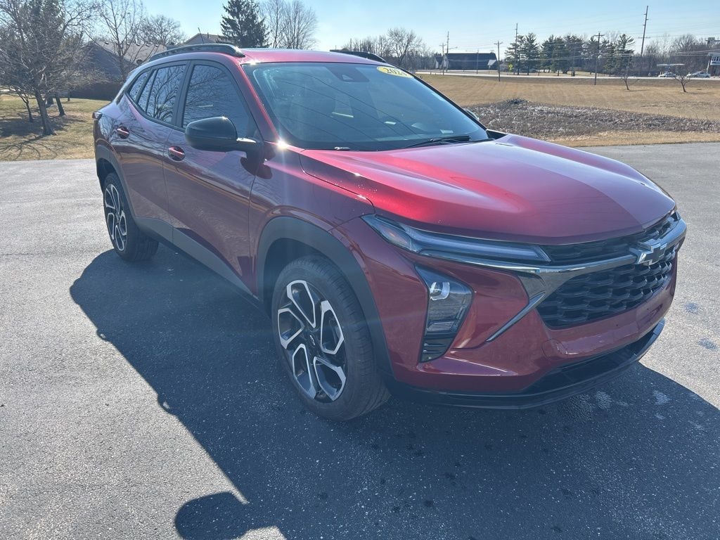 Used 2024 Chevrolet Trax 2RS SUV