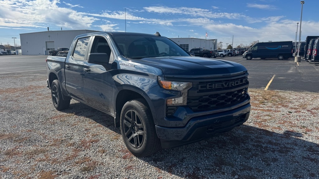 2022 Chevrolet Silverado 1500 Custom's photo