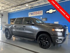 New 2025 Ram 1500 LARAMIE CREW CAB 4X4 5'7 BOX Pickup C250087 for sale in Bluffton, IN