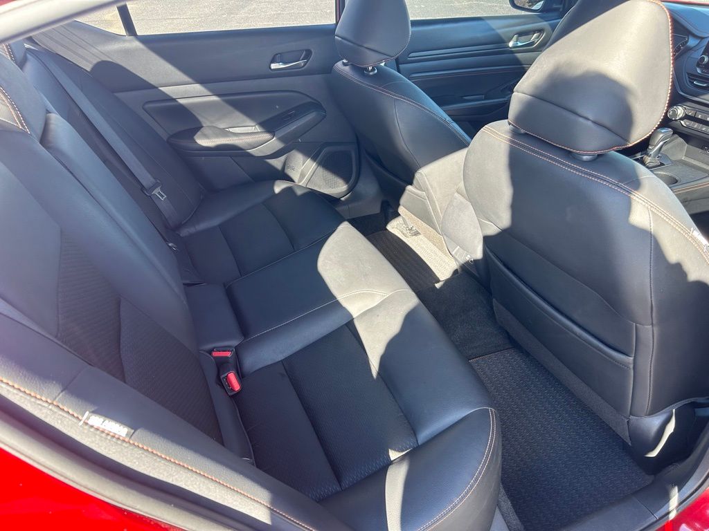 2020 Nissan Altima SR - Photo 11
