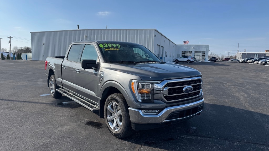 2023 Ford F-150 XLT's photo