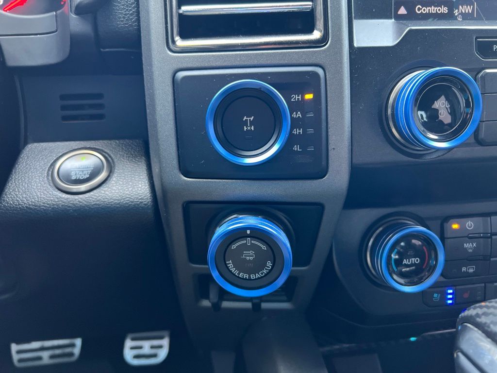 2019 Ford F-150 Raptor - Photo 14