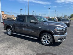 2026 Ram 1500 BIG HORN CREW CAB 4X4 5'7 BOX Pickup