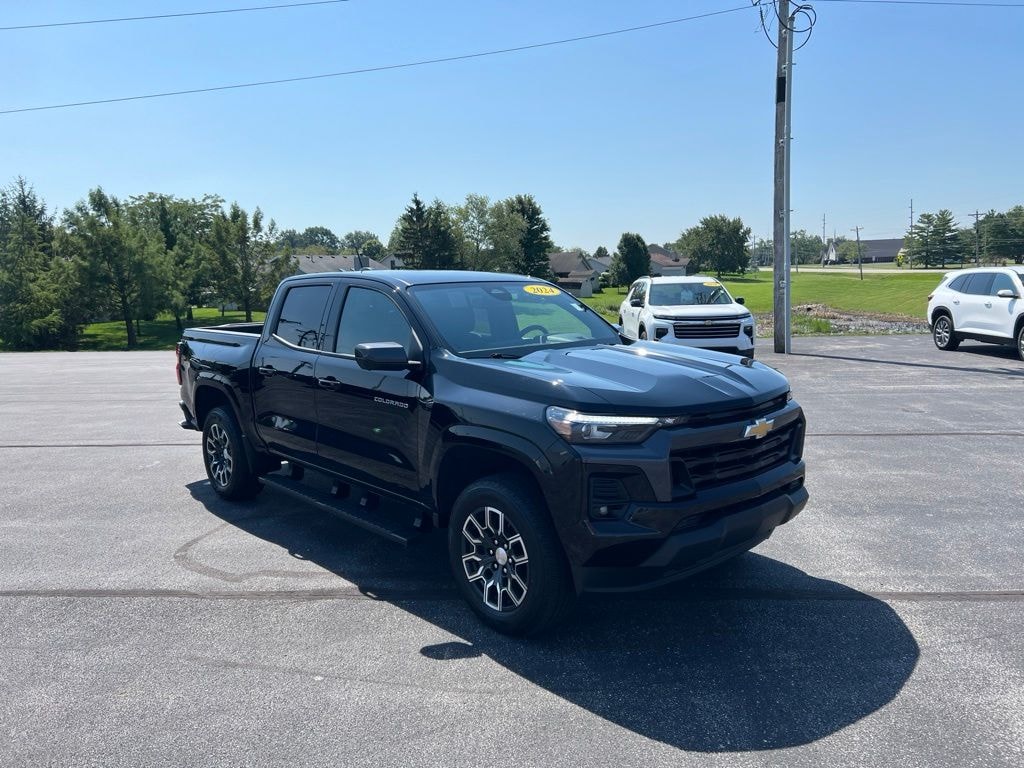 Used 2024 Chevrolet Colorado LT Truck Crew Cab