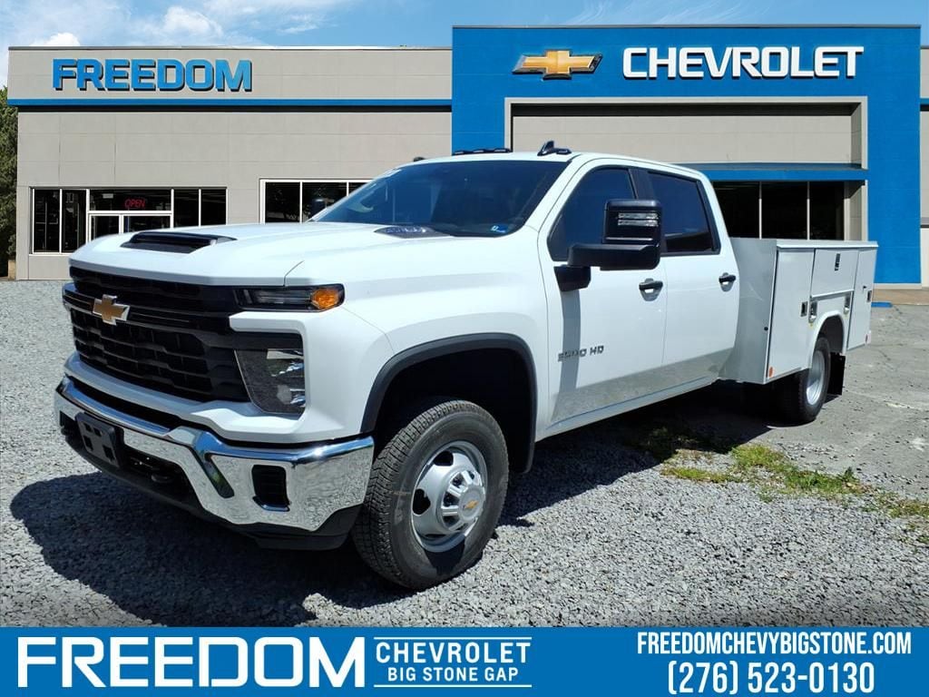New 2026 Chevrolet Silverado 3500 HD Chassis Work Truck Truck Crew Cab