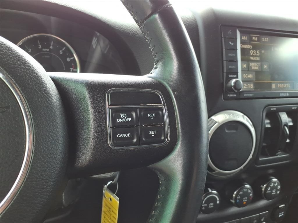 2016 Jeep Wrangler Unlimited Sahara - Photo 18