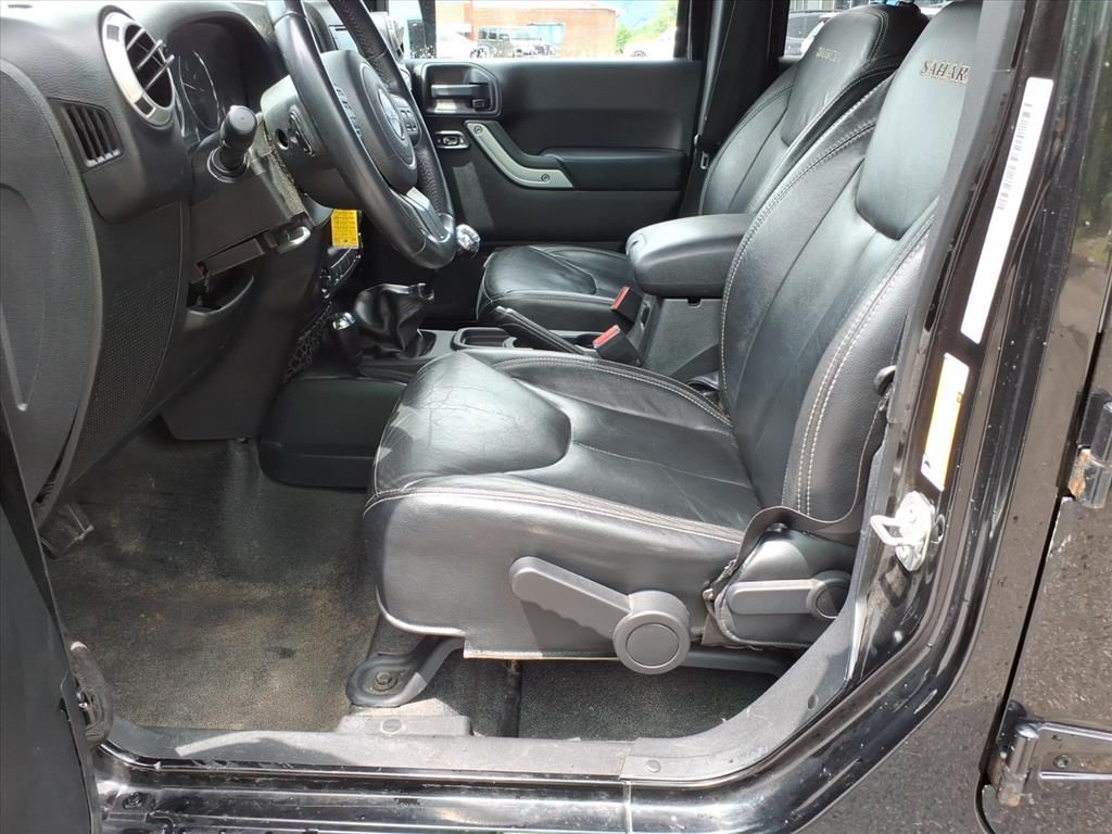 2016 Jeep Wrangler Unlimited Sahara - Photo 12