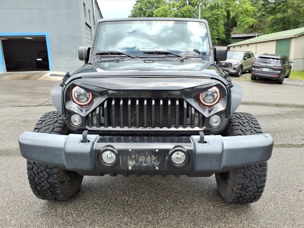 2016 Jeep Wrangler Unlimited Sahara - Photo 9