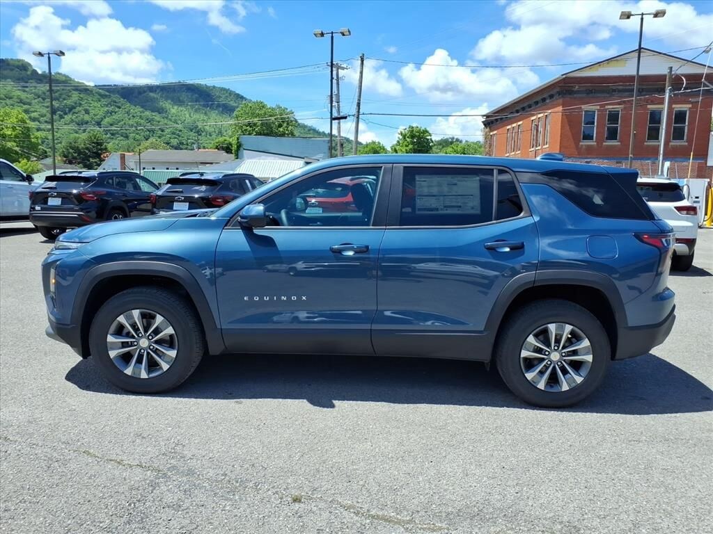 New 2026 Chevrolet Equinox LT SUV