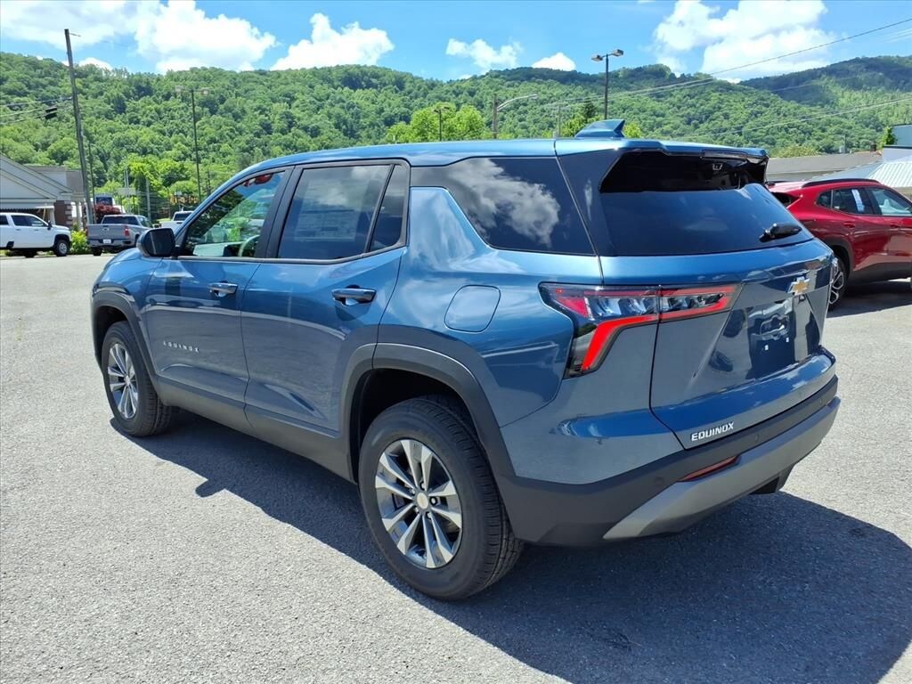 New 2026 Chevrolet Equinox LT SUV