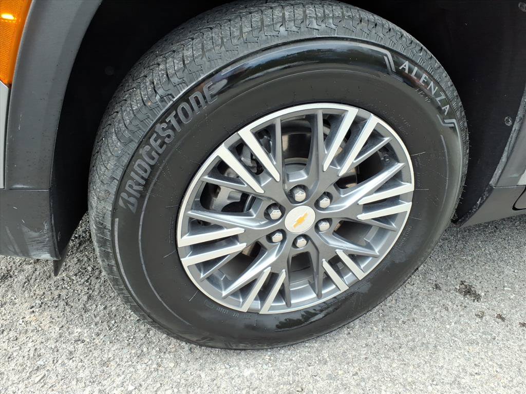 Used 2026 Chevrolet Traverse LT SUV