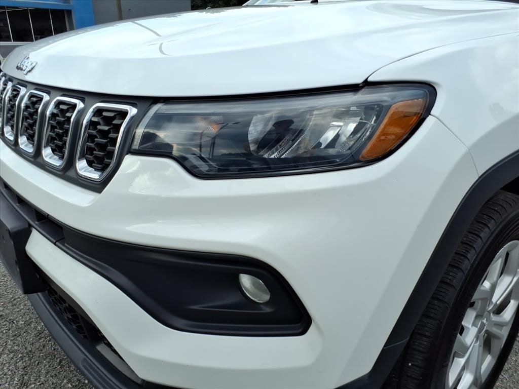 Used 2024 Jeep Compass Latitude SUV