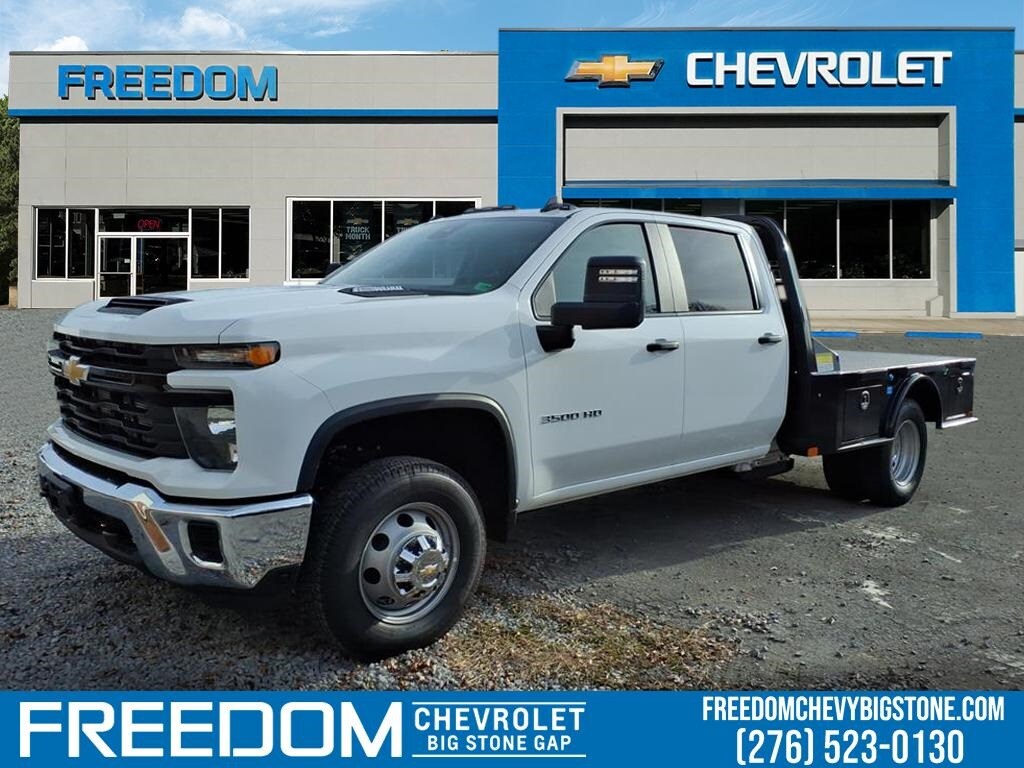 New 2025 Chevrolet Silverado 3500 HD Chassis Work Truck Truck Crew Cab