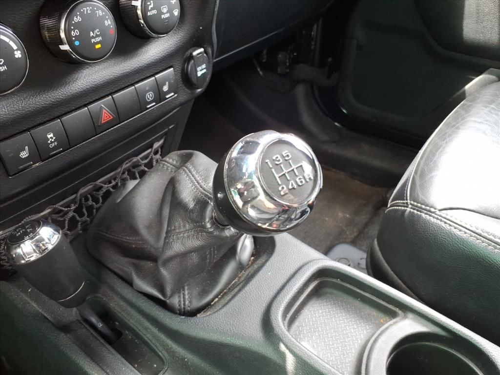 2016 Jeep Wrangler Unlimited Sahara - Photo 22
