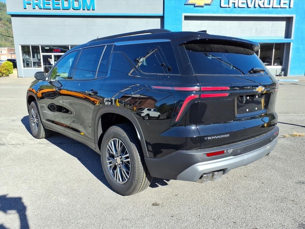 New 2026 Chevrolet Traverse LT SUV