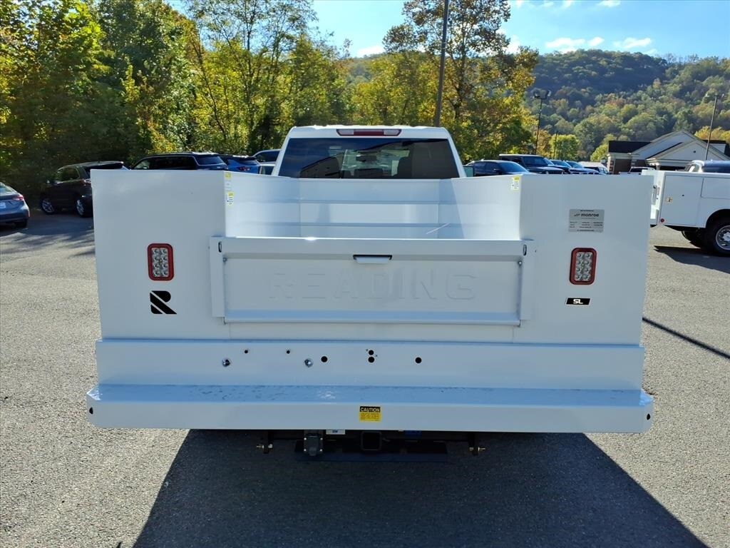 New 2025 Chevrolet Silverado 3500 HD Chassis Work Truck Truck Crew Cab