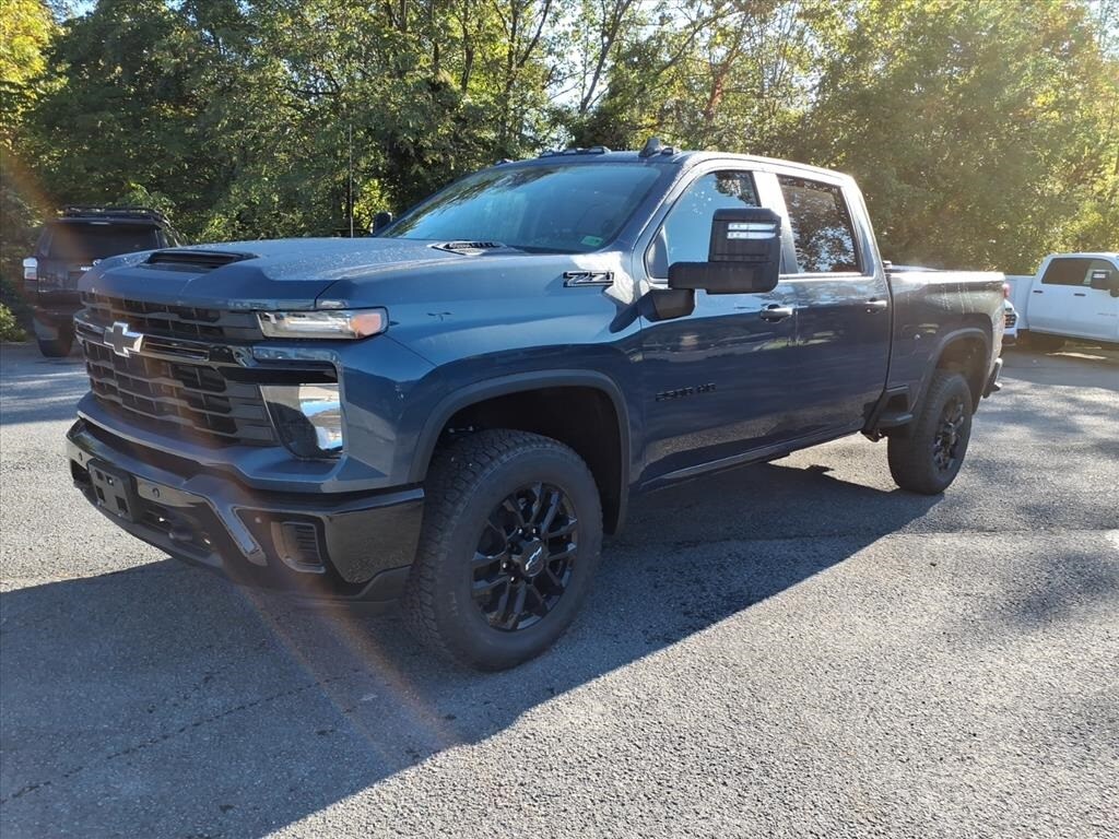 New 2026 Chevrolet Silverado 2500 HD Custom Truck Crew Cab