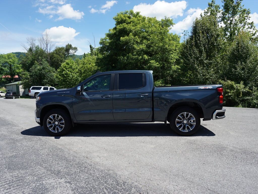 Used 2020 Chevrolet Silverado 1500 LT Truck Crew Cab