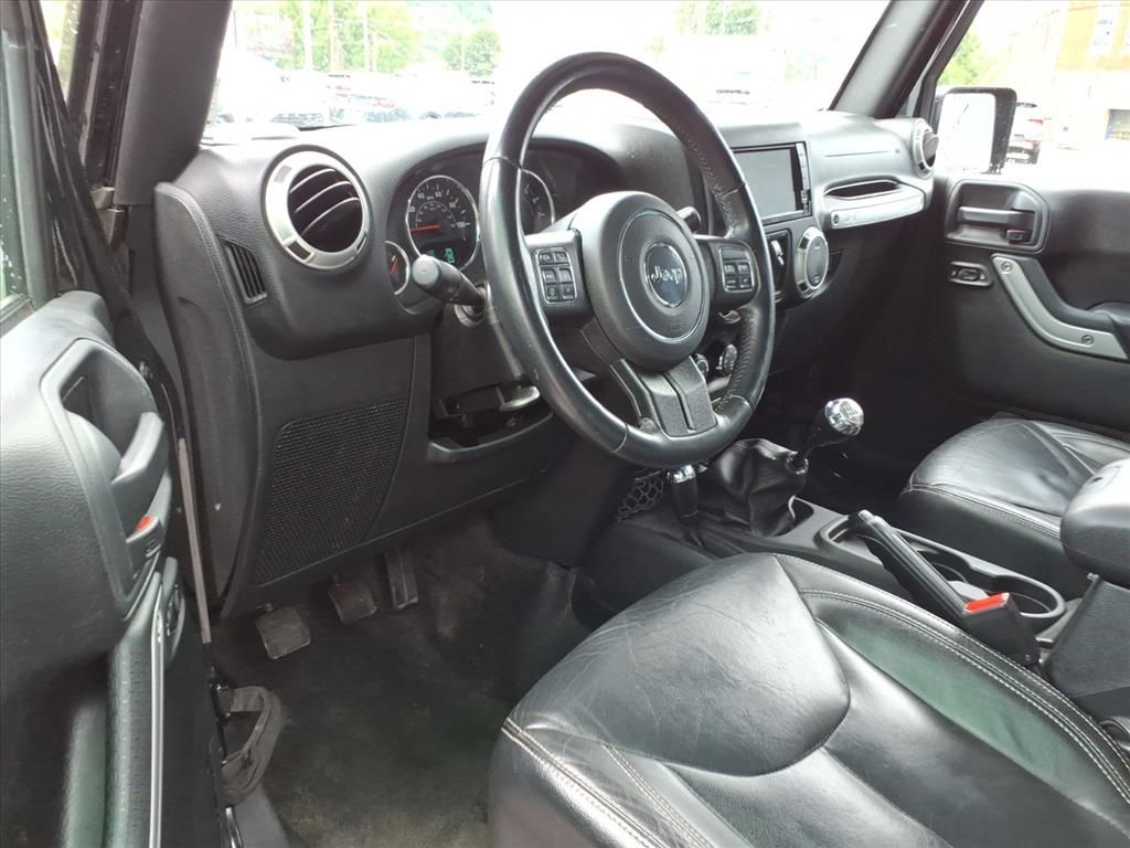 2016 Jeep Wrangler Unlimited Sahara - Photo 14