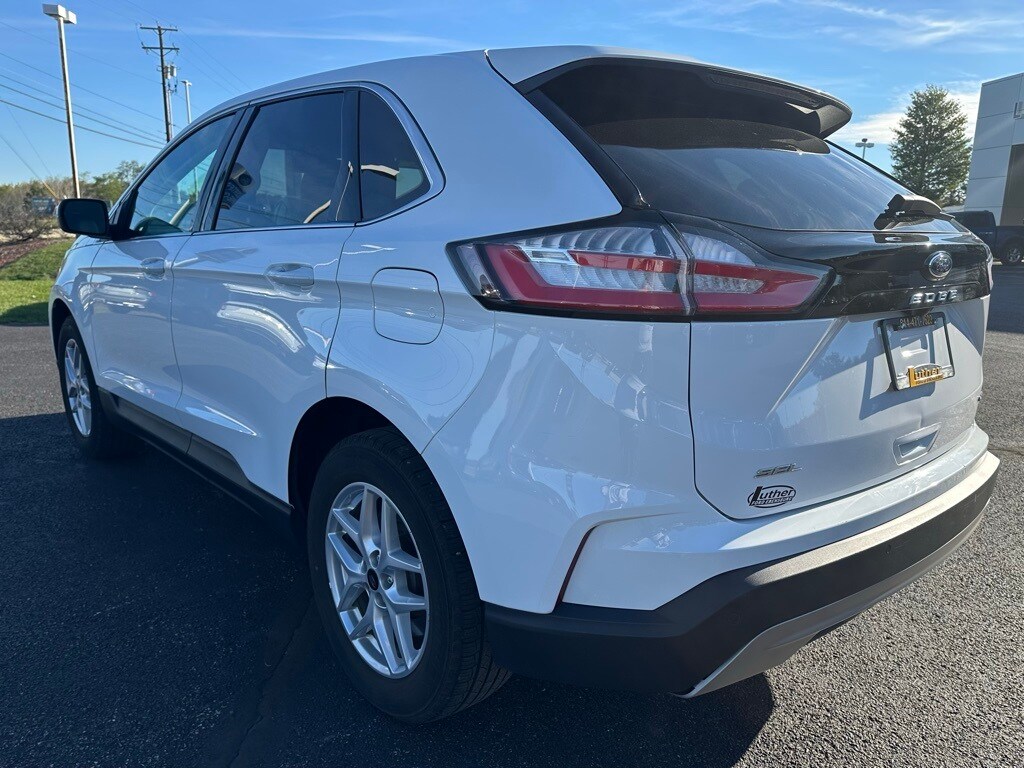 2024 Ford Edge SEL photo 4