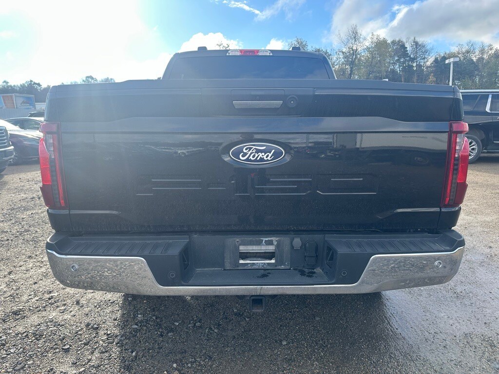2024 Ford F-150 XLT photo 4