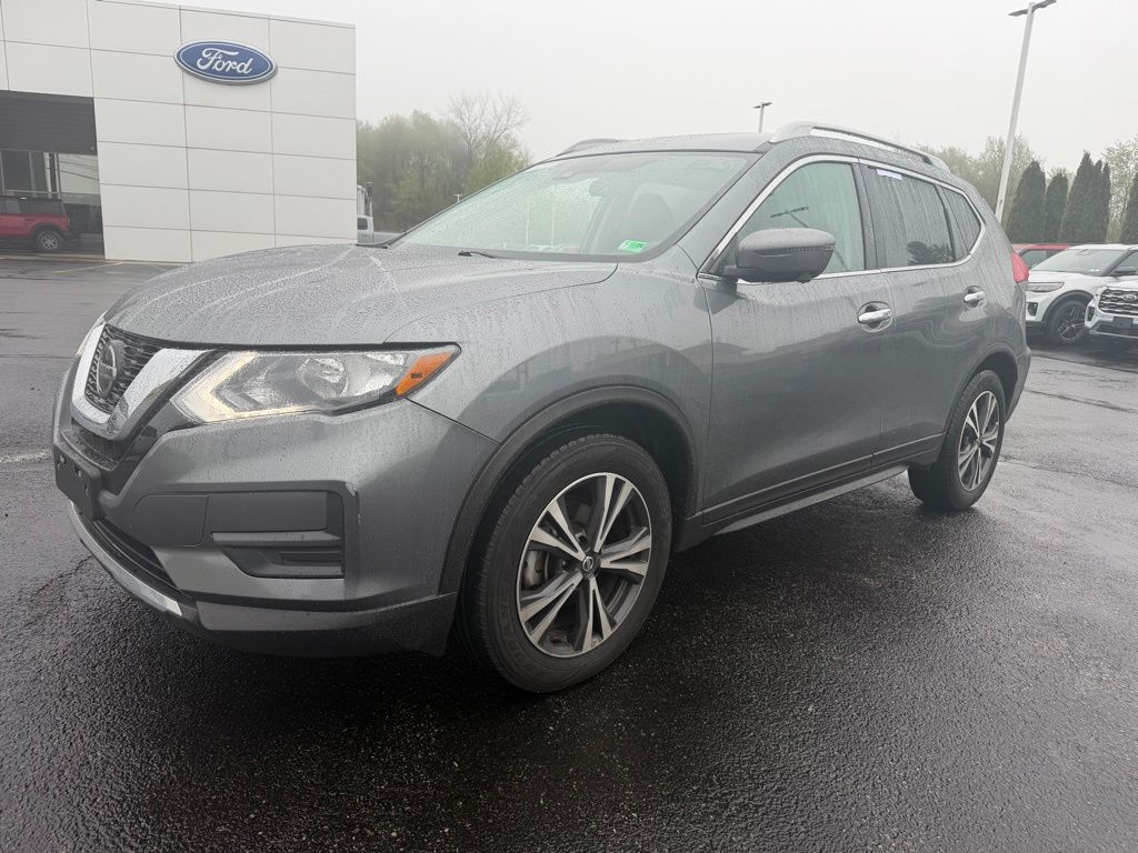 2020 Nissan Rogue