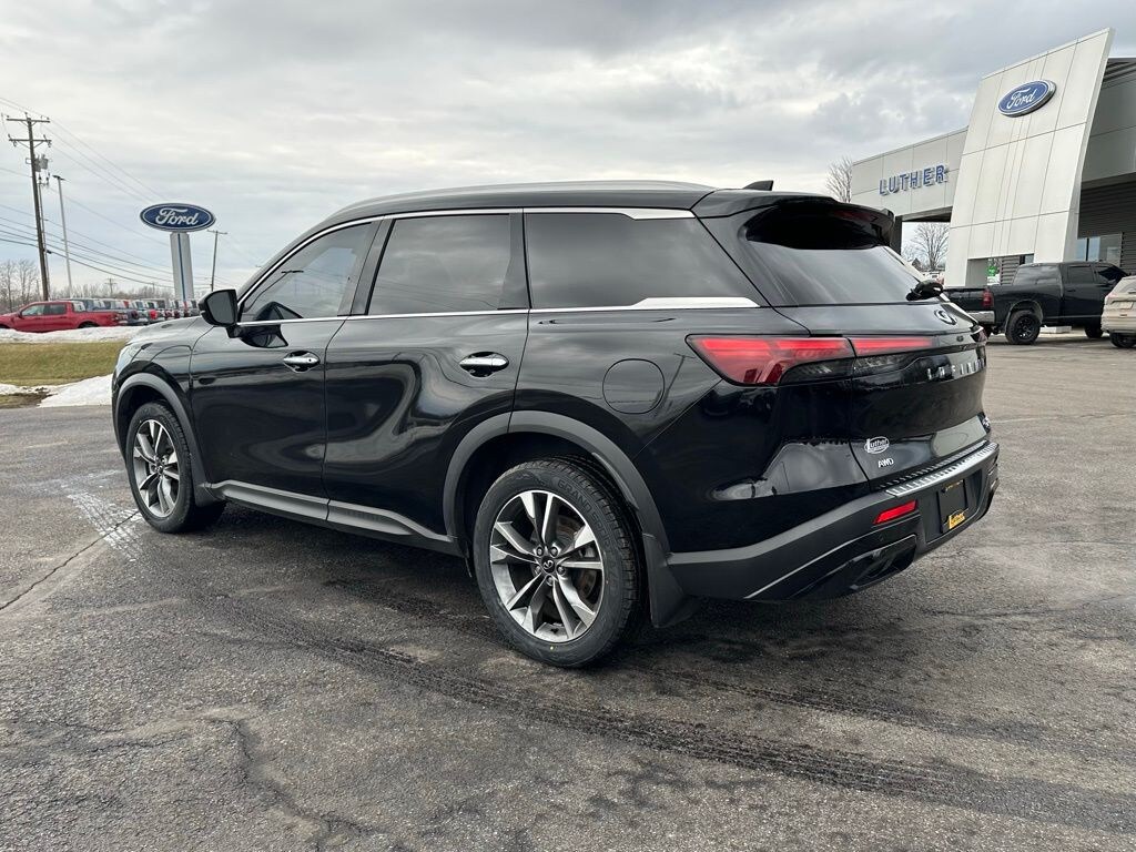Used 2023 INFINITI QX60 Luxe SUV