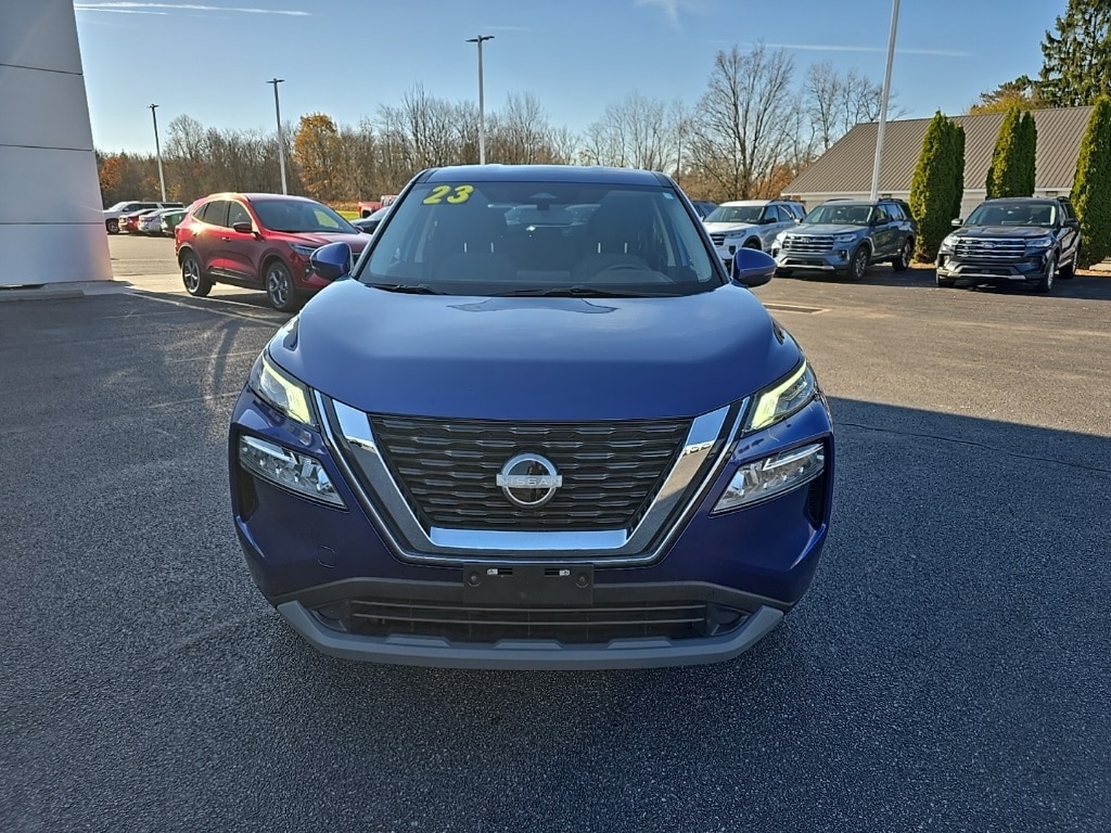 Used 2023 Nissan Rogue SV SUV