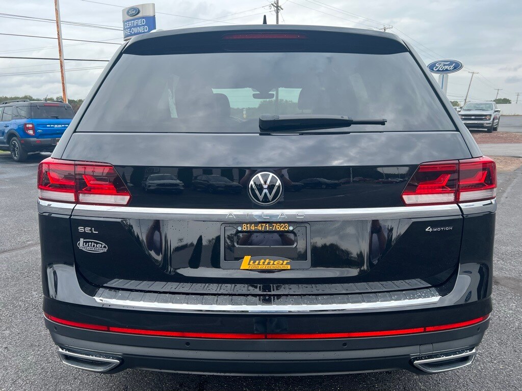 2023 Volkswagen Atlas SEL photo 3