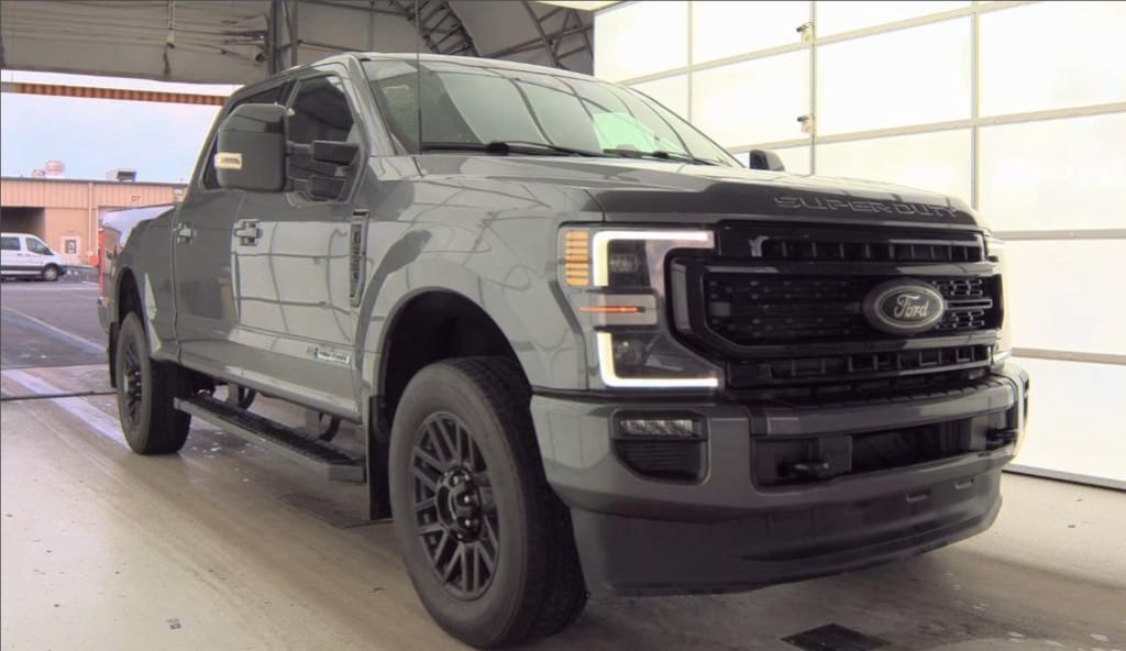 Used 2022 Ford F-250 Lariat Truck Crew Cab