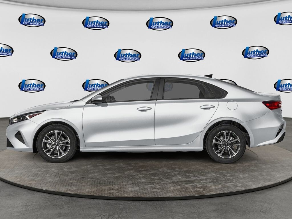 Used 2024 Kia Forte LXS Sedan