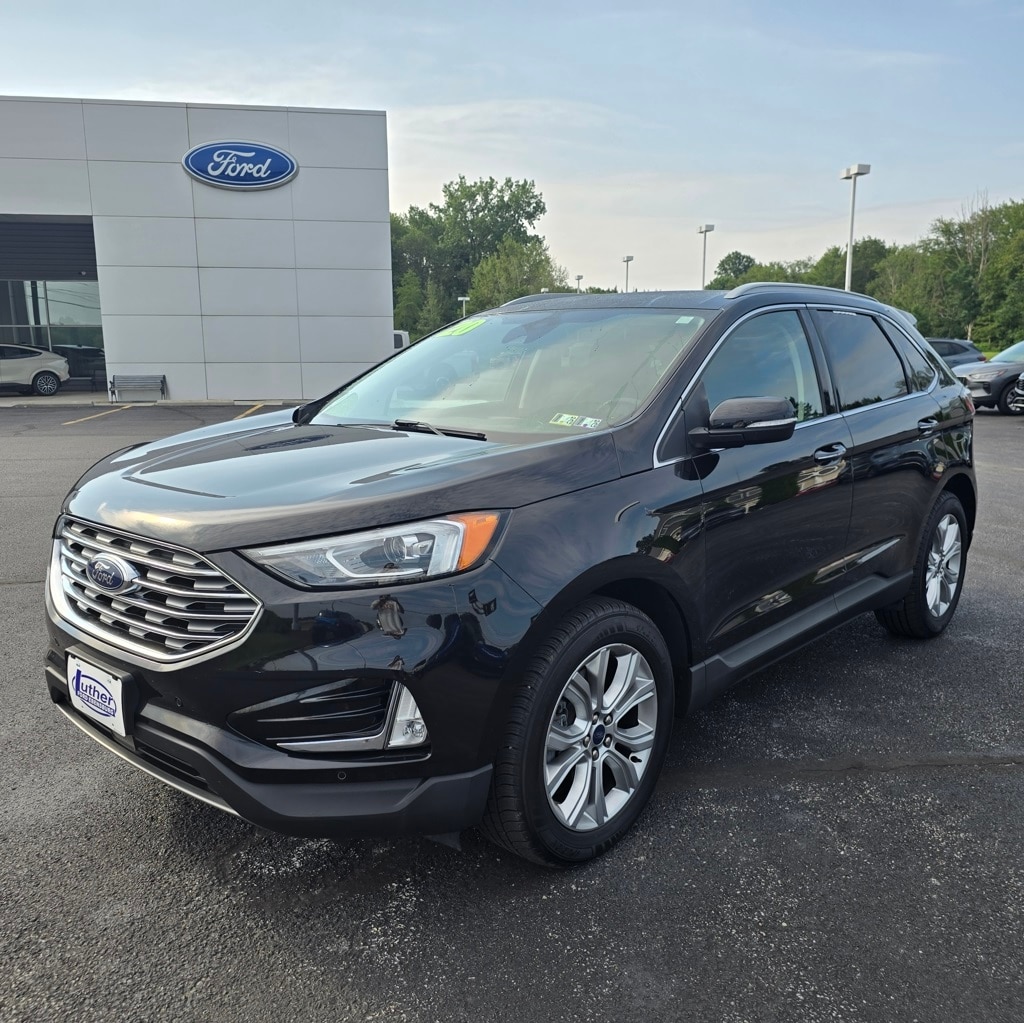 2020 Ford Edge Titanium