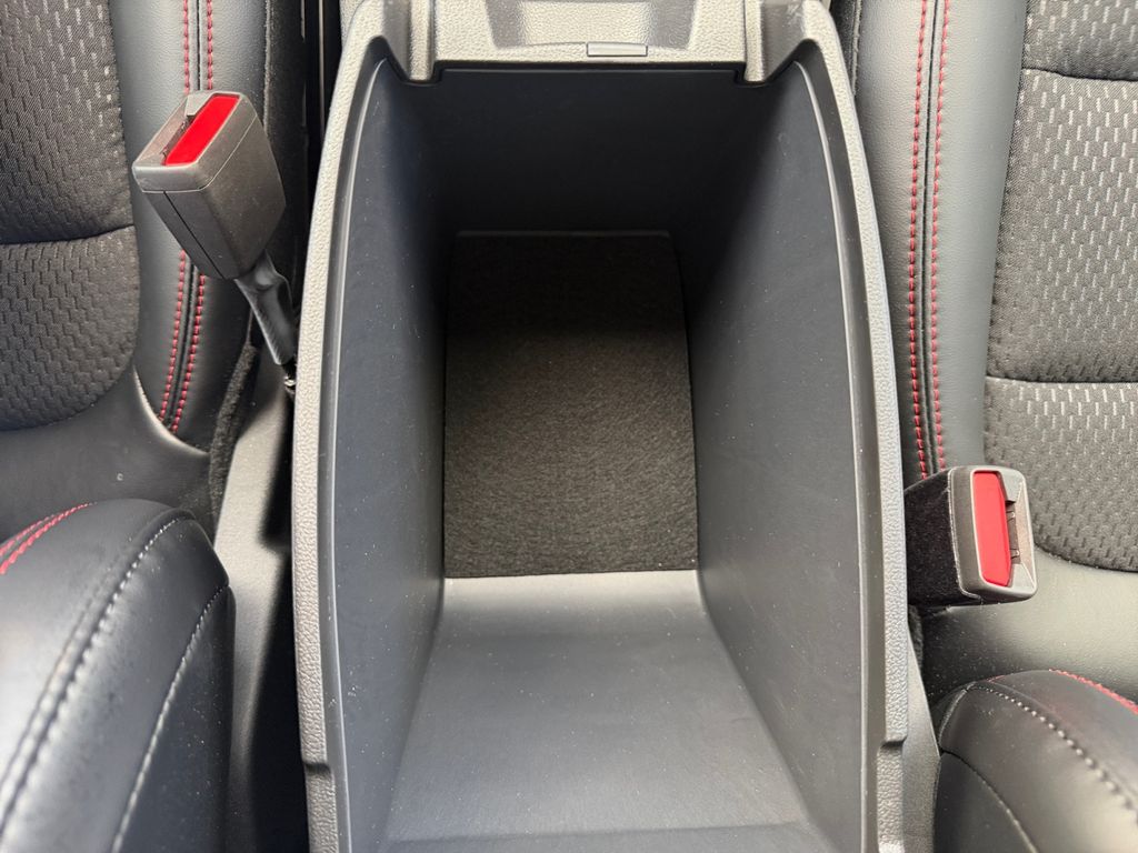 2026 Ford Escape ST-Line - Photo 30