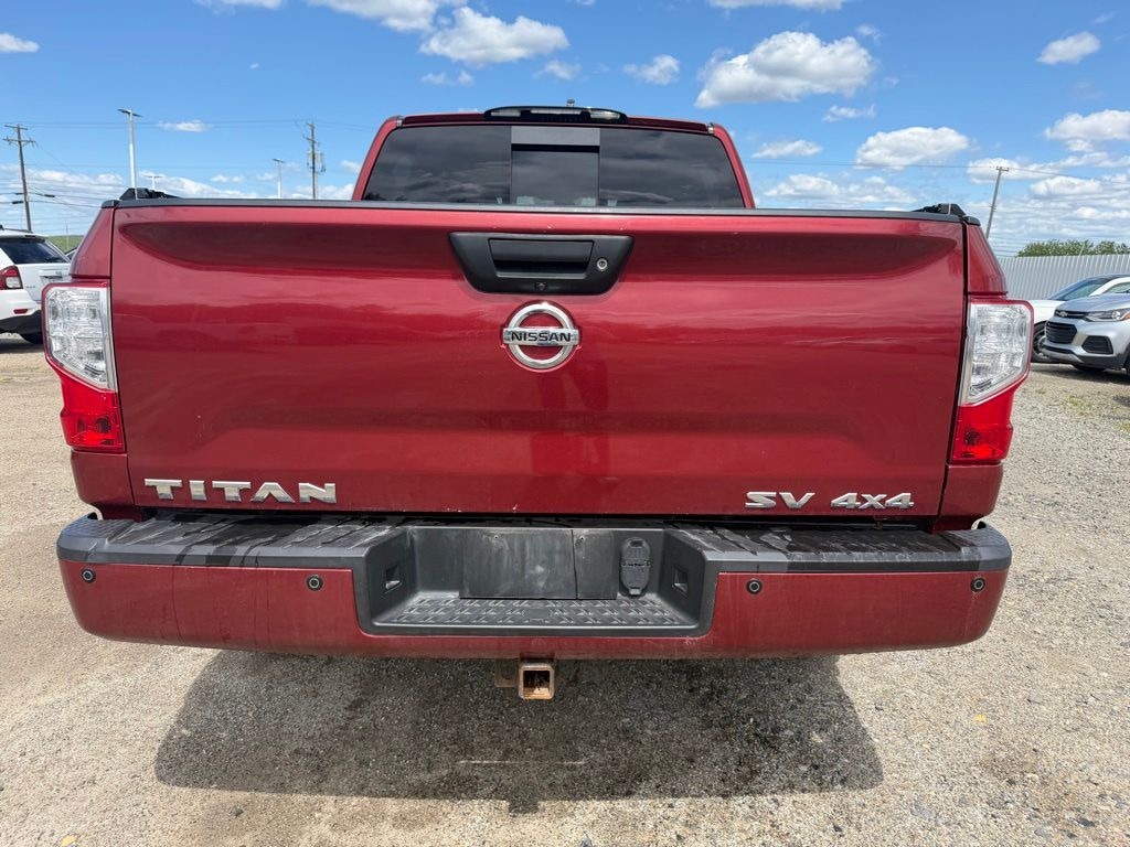 Used 2018 Nissan Titan SV Truck Crew Cab