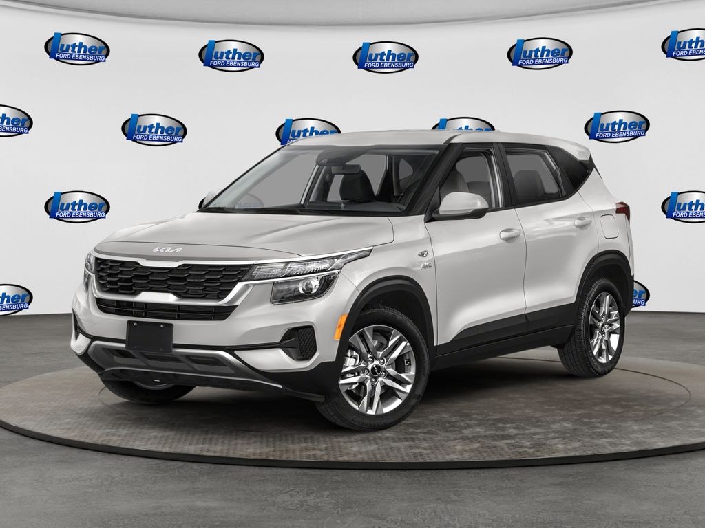 Used 2023 Kia Seltos LX SUV