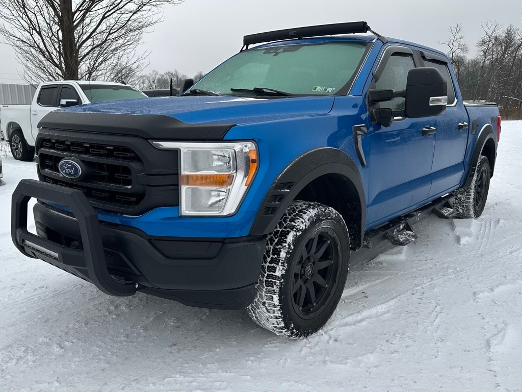 2021 Ford F-150 XL's photo