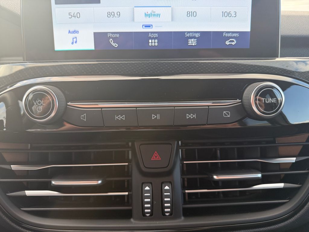 2026 Ford Escape ST-Line - Photo 26