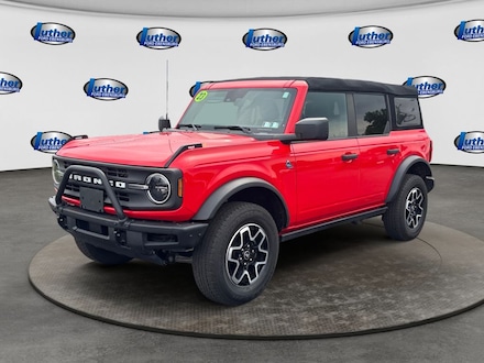 2023 Ford Bronco Black Diamond SUV