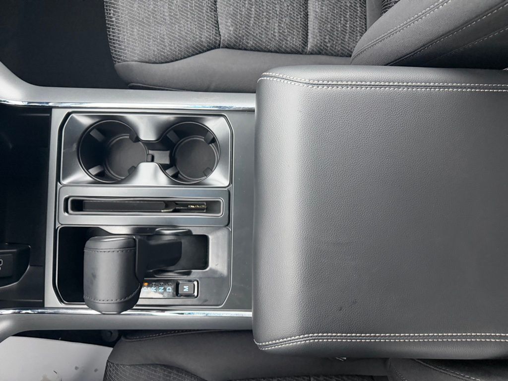 2026 Ford F-150 XLT - Photo 32