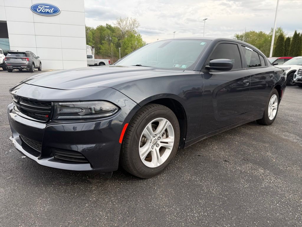 2019 Dodge Charger SXT's photo