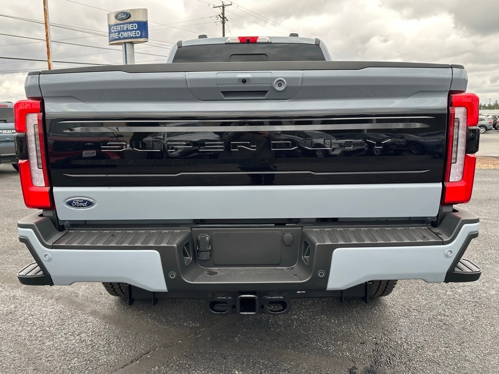 New 2026 Ford F-350 Platinum Truck Crew Cab