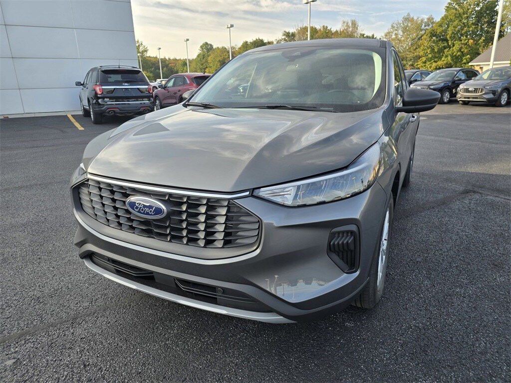 2024 Ford Escape Active photo 2